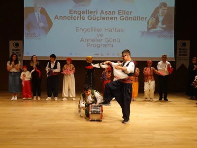 DÜNYA ENGELLİLER HAFTASI VE ANNELER GÜNÜ MÜNASEBETİYLE İLÇEMİZDE PROGRAM DÜZENLENDİ